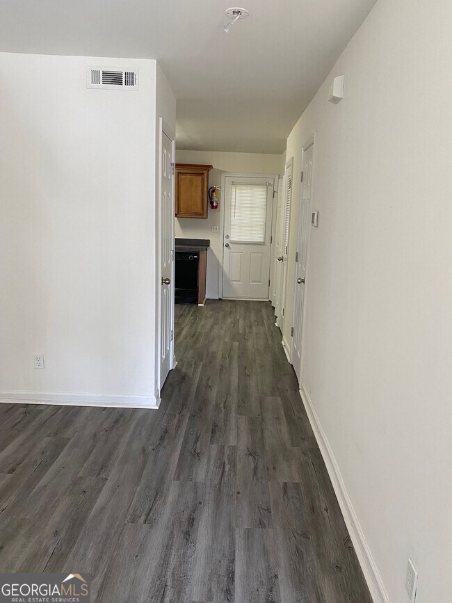 Foto del edificio - 432 WI Pkwy
