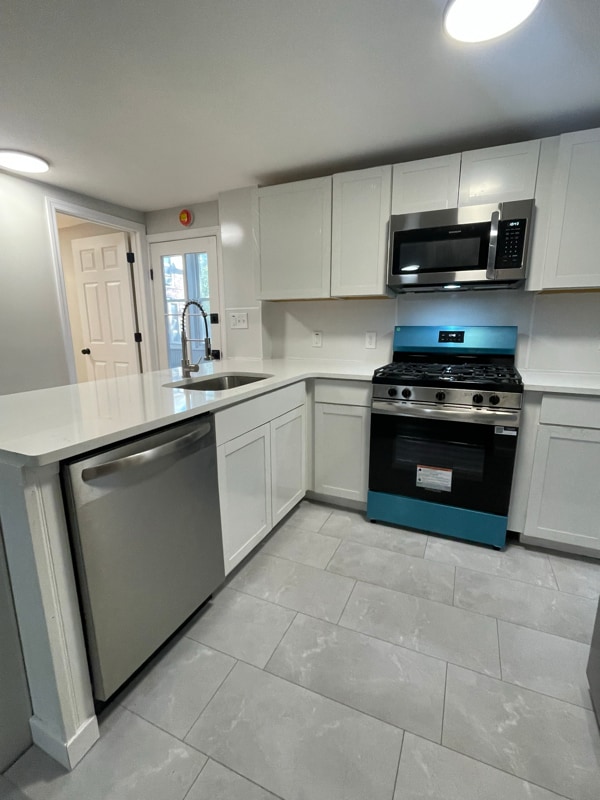 Foto del edificio - 65 Hudson Ave