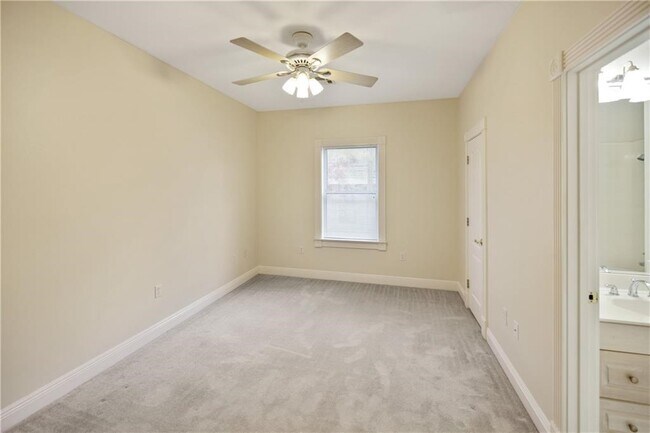 Foto del edificio - 363 N O Hammond Hwy