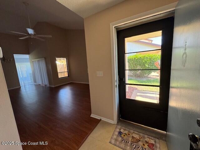 Foto del edificio - 2270 Golf Isle Dr