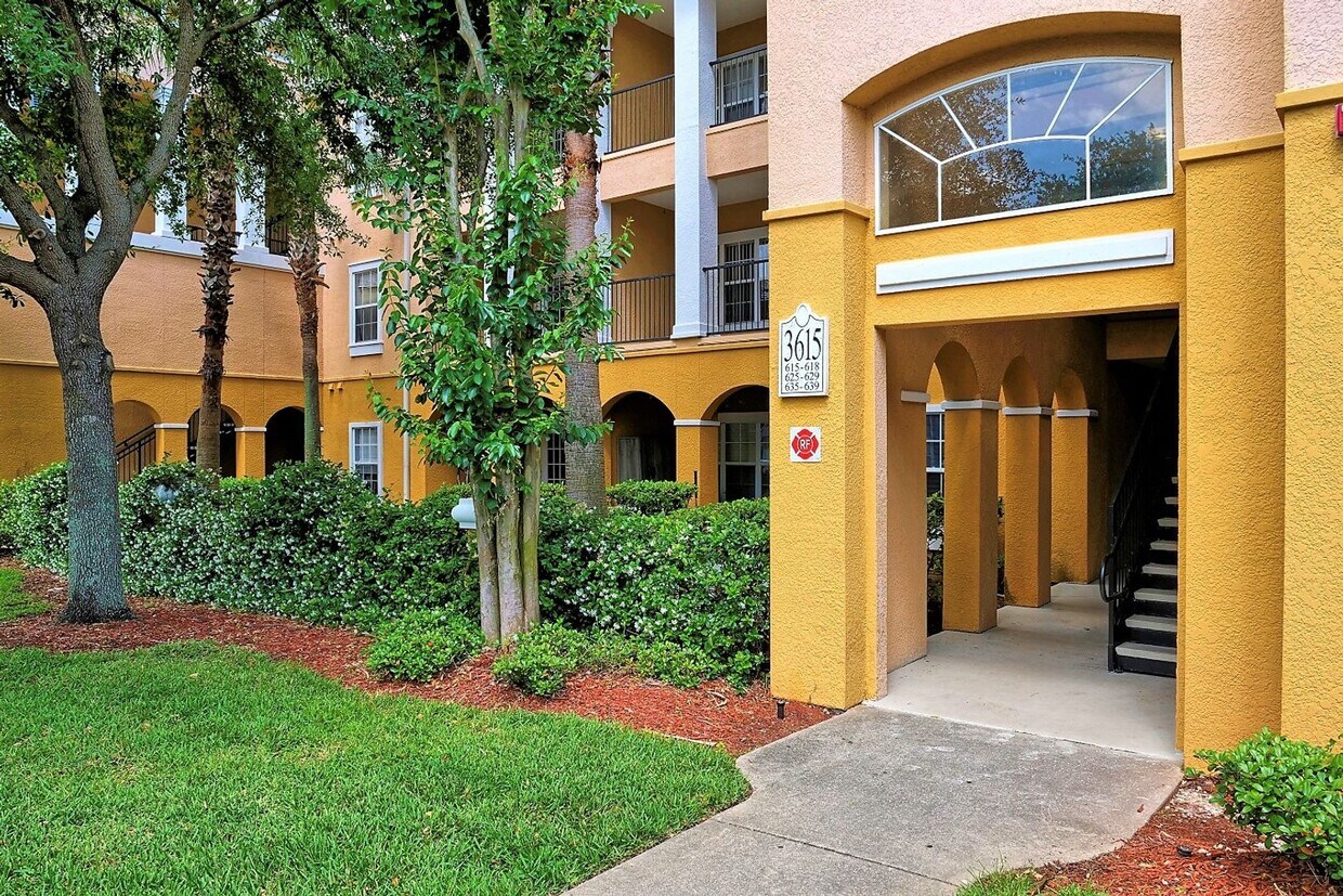 Primary Photo - Second floor, 2/2 updated unit, available ...