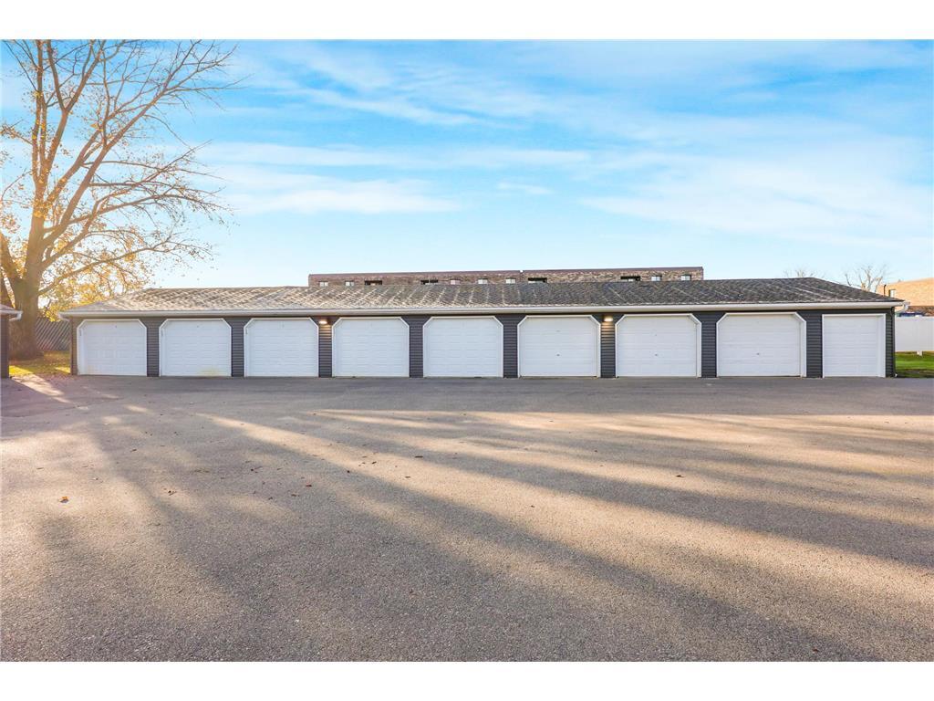 Foto del edificio - 490 3rd St S