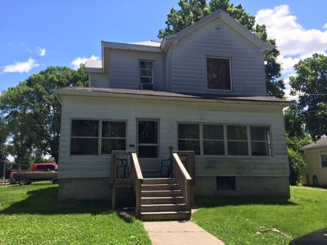 Primary Photo - Apartment in Washington; Utilities Included