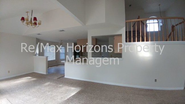 Building Photo - 4110 Wynford Cir