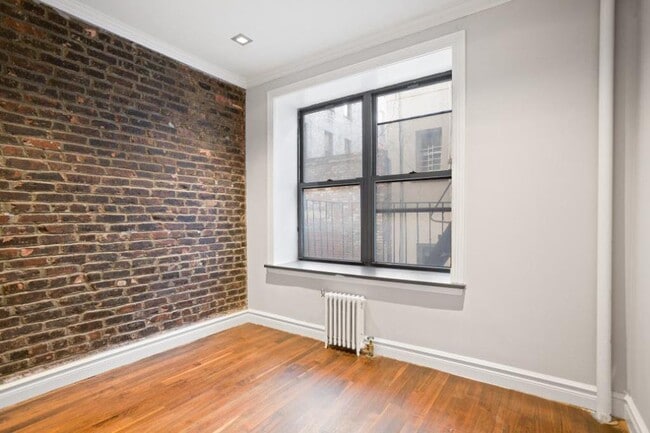 Foto del edificio - 432 E 13th St