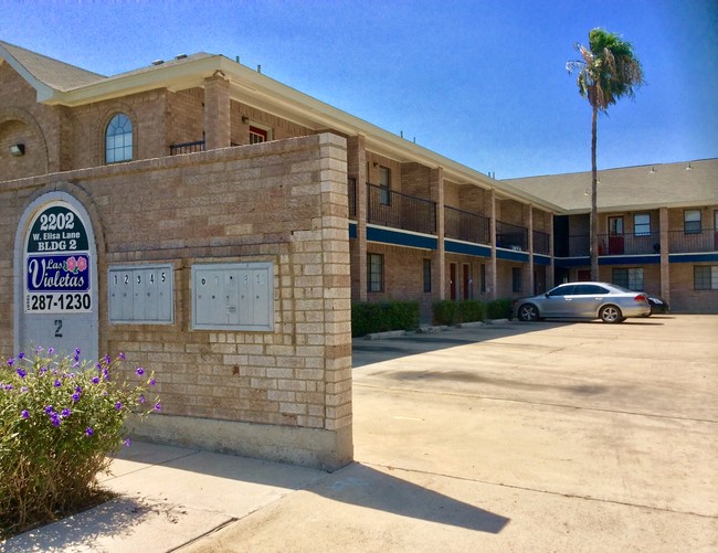 Building Photo - Las Violetas Town Home Apartments