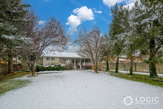 Foto del edificio - 146 S Coleman St