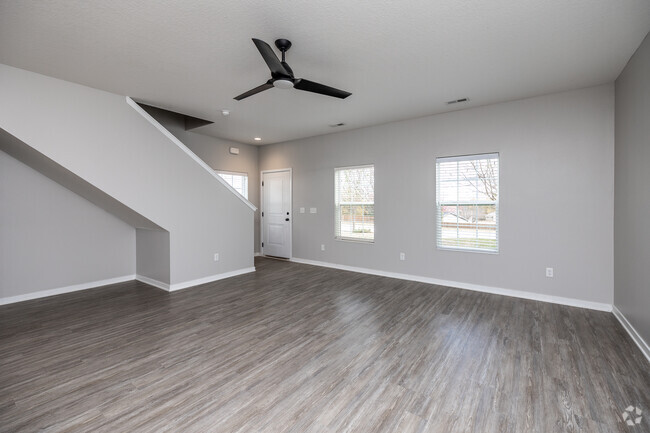 4BR, 2.5BA - 2,000 SF - Living Room - Orchard View Townhomes