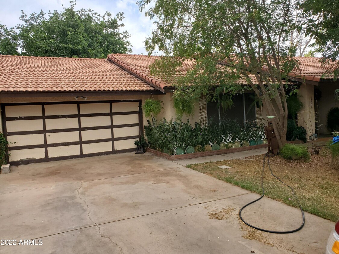 4701 W La Mirada Dr, Laveen, AZ 85339 House for Rent in Laveen, AZ