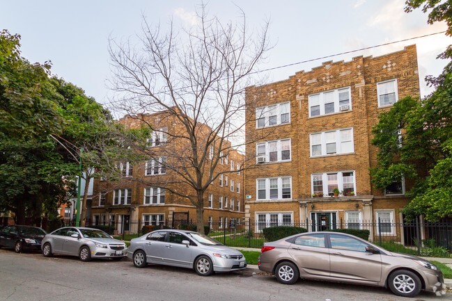 Building Photo - 4424-4432 N Seeley Ave