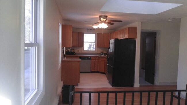 Foto del edificio - 273 Holly Rd