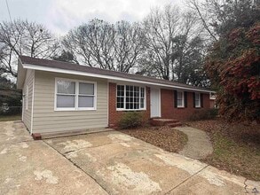 Building Photo - 417 Willow Ave