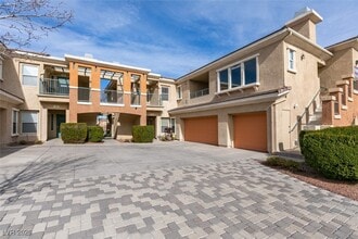 Building Photo - 10600 Amber Ridge Dr