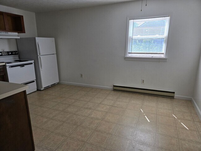 Foto del edificio - 127 1/2 Maple St Ashland