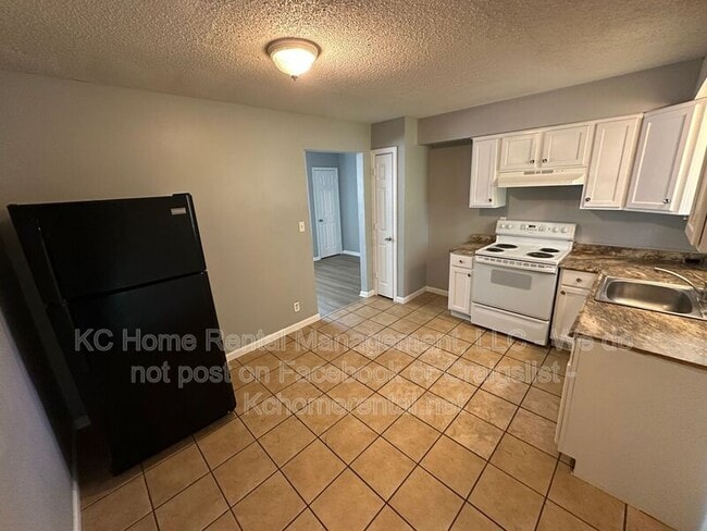 Building Photo - 7227 Gilmore Ave