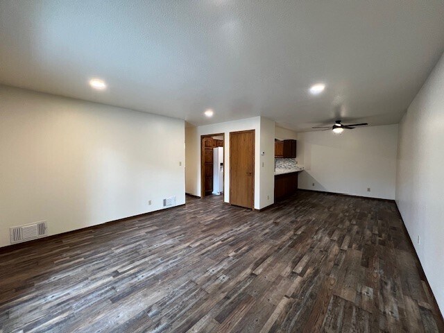 Foto del edificio - 3951 Fairway Hills Dr