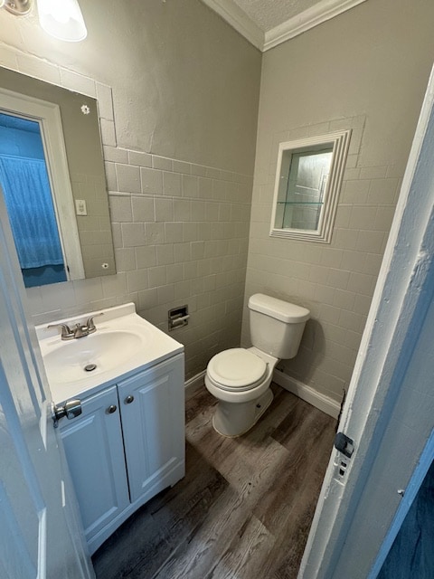 Building Photo - 18467 Santa Rosa Dr