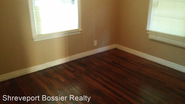 Foto del edificio - 2 br, 1 bath House - 2745 Mimosa Ave