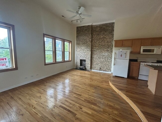 Building Photo - 527 N Ashland Ave