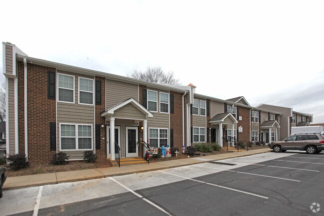 Foto del edificio - Woodcrest Apartments