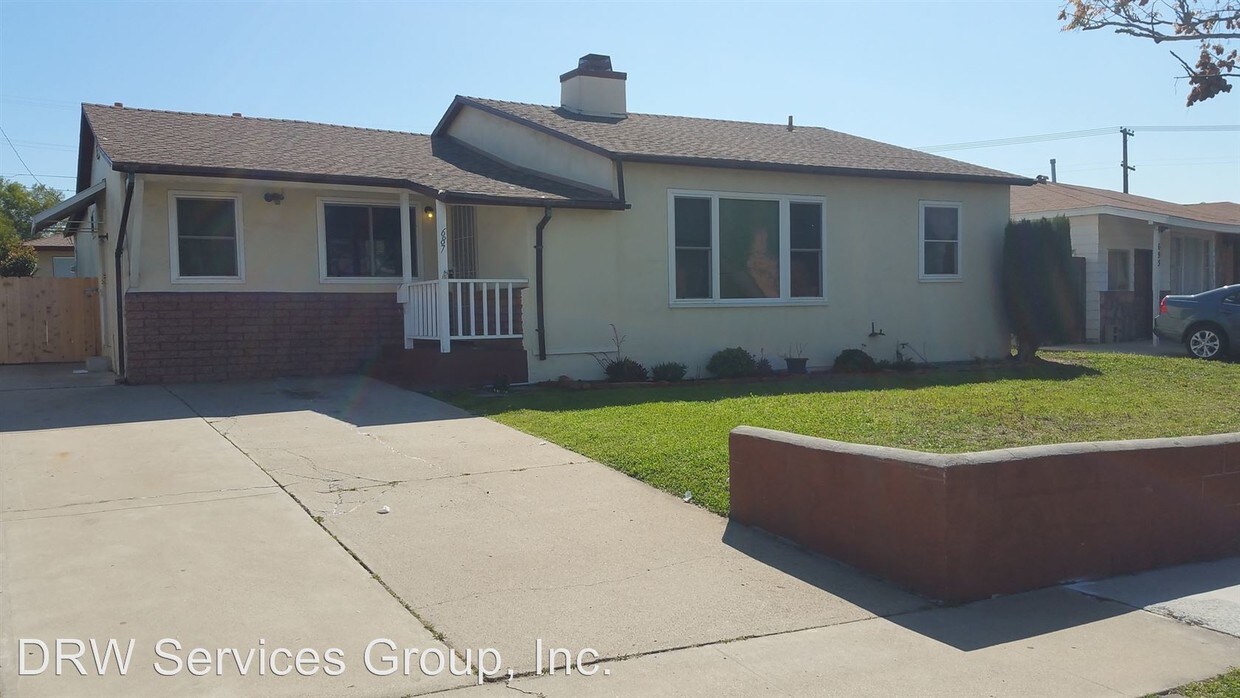 Primary Photo - 3 br, 2 bath House - 687 Robert Ave