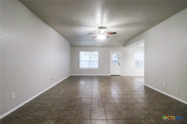 Building Photo - 1705 Liberty Hill Dr