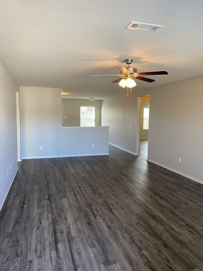 Building Photo - Four Bedroom | Two Bath Home in Conway