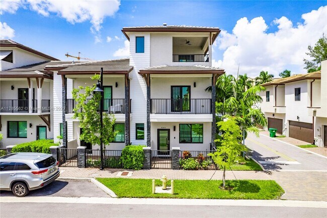 Foto del edificio - 8305 NW 49th St