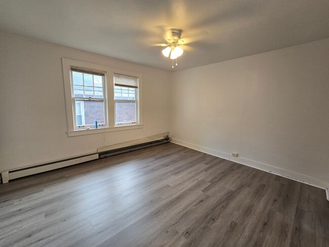 Building Photo - sta6523