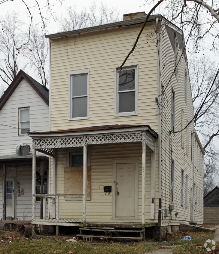 Primary Photo - 506 Lombardy St