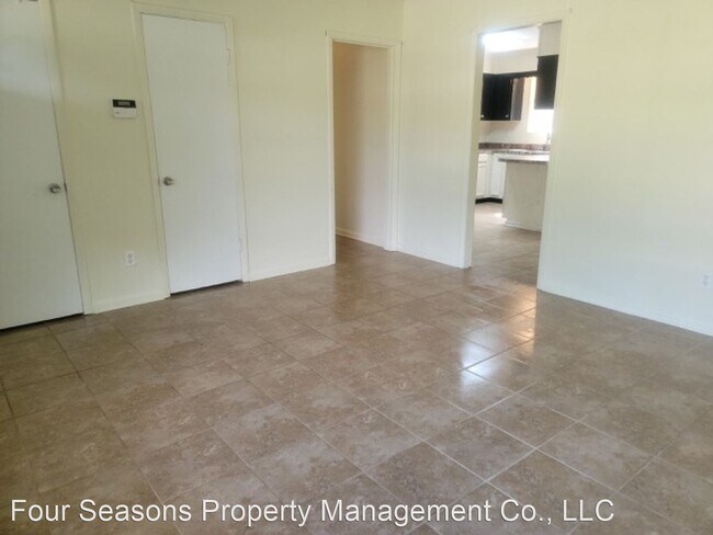 Building Photo - 3 br, 1.5 bath House - 7105 Colonial Court