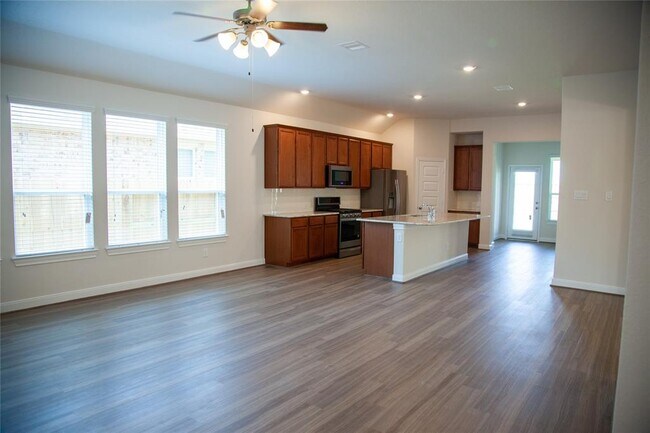 Building Photo - 24238 Prairie Glen Ln
