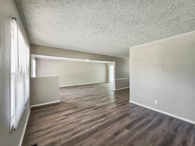 Foto del edificio - 4312 N Pasadena St