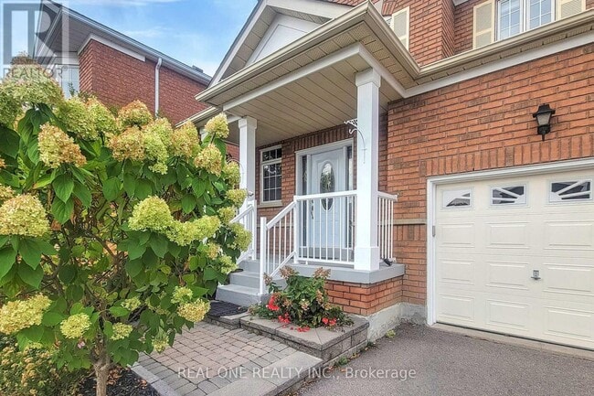 Building Photo - 252 Stonebridge Dr