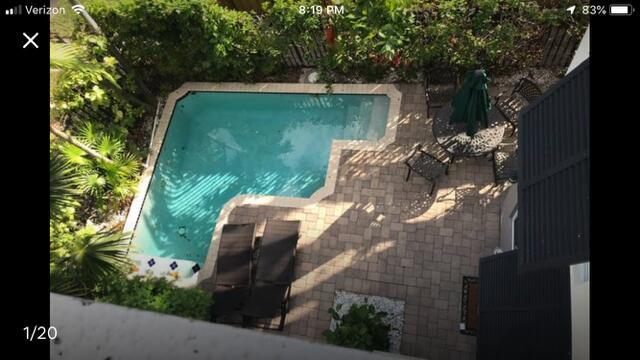 Building Photo - 519B SW 5th Ave