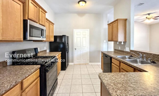 Building Photo - 21303 Bella Flora Ct