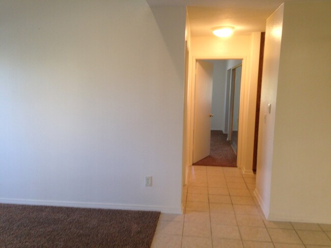 Building Photo - 10272 Black Mountain Rd