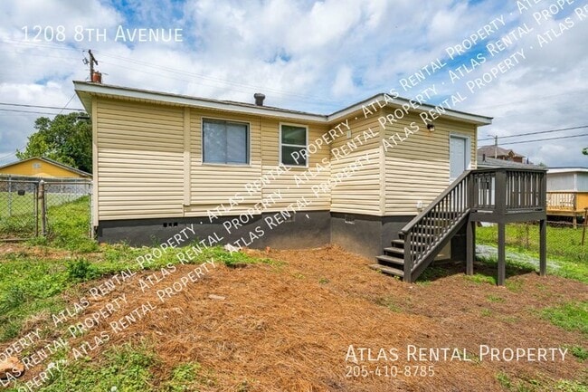 Foto del edificio - 1208 8th Ave