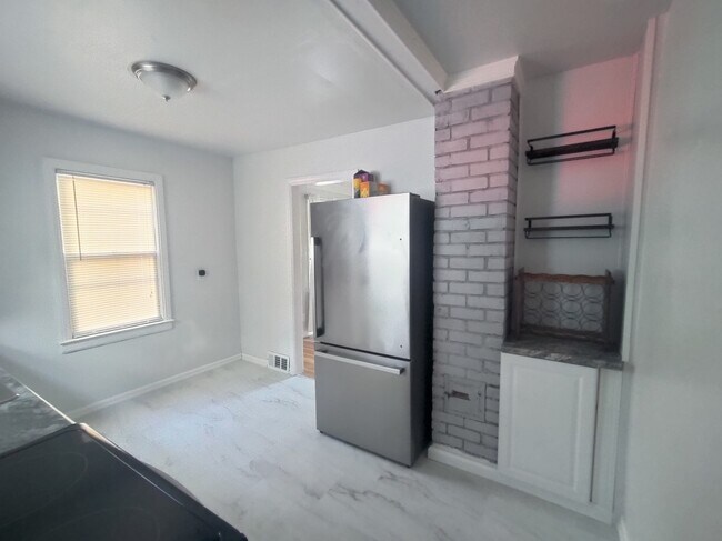 Foto del edificio - 1035 14 Mile Rd