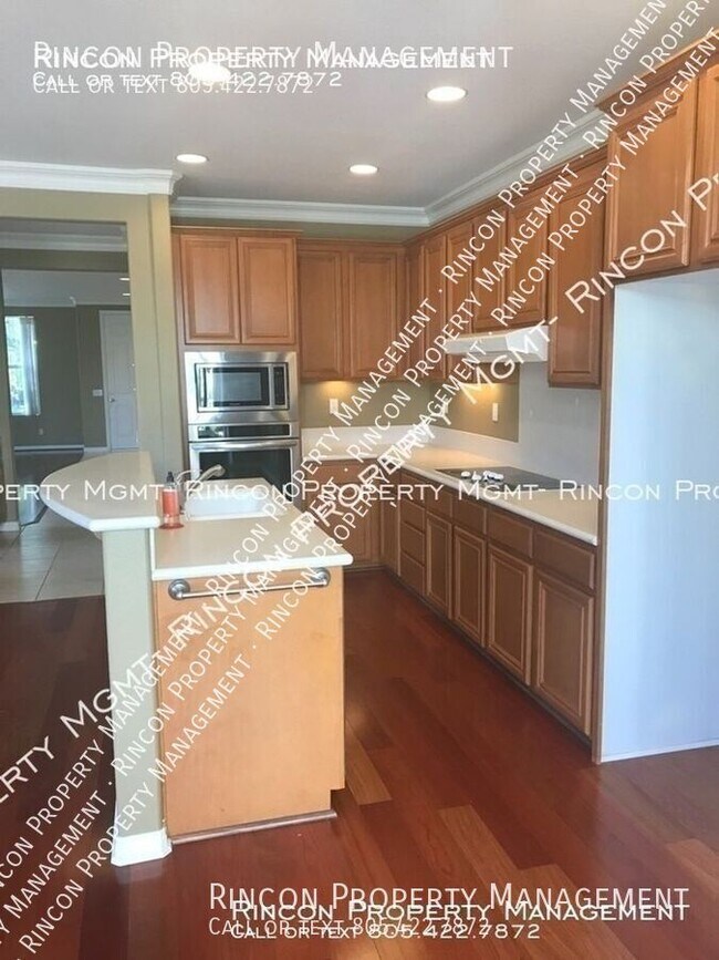 Foto del edificio - 556 Knollwood Dr