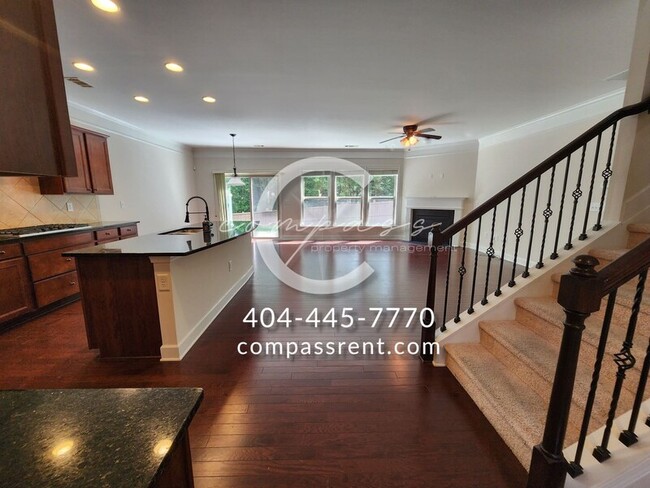 Foto del edificio - 1015 Sterling Ln