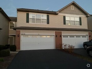 Building Photo - 24130 Walnut Cir