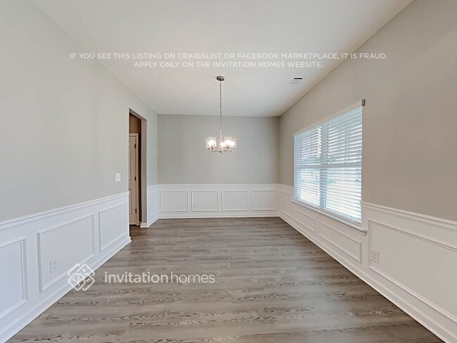 Building Photo - 168 Lantana Crossing