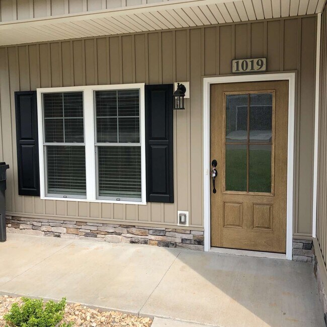 Foto del edificio - 1019 Graystone Ln
