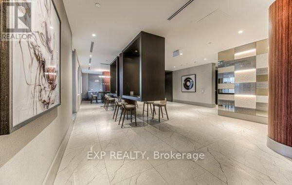 Photo du bâtiment - 55 Duke St W