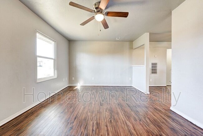 Photo - 12813 NE 37th St House