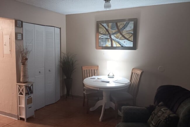 Building Photo - Altamonte Terrace