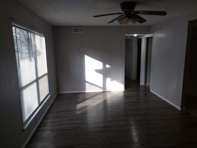 living room 3 - 410 W Aviation Blvd