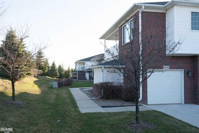 Foto del edificio - 14618 Moravian Manor Cir
