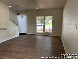 Foto del edificio - 938 Canyon Ridge Dr
